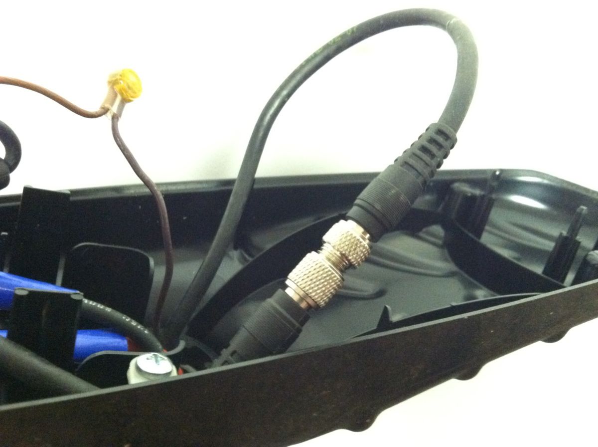 trollingmotorconnectors1.jpg